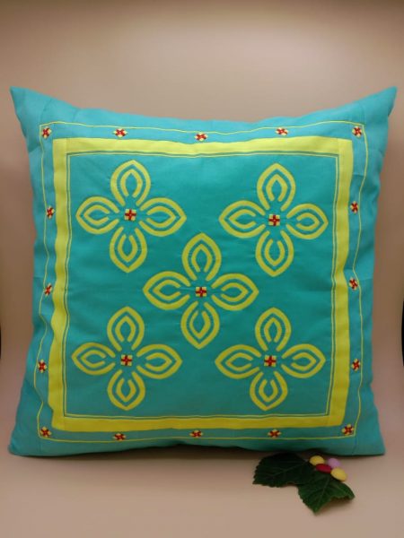 Applique Pillow Cover (large)
