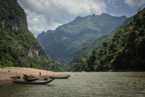 Lao Mountains